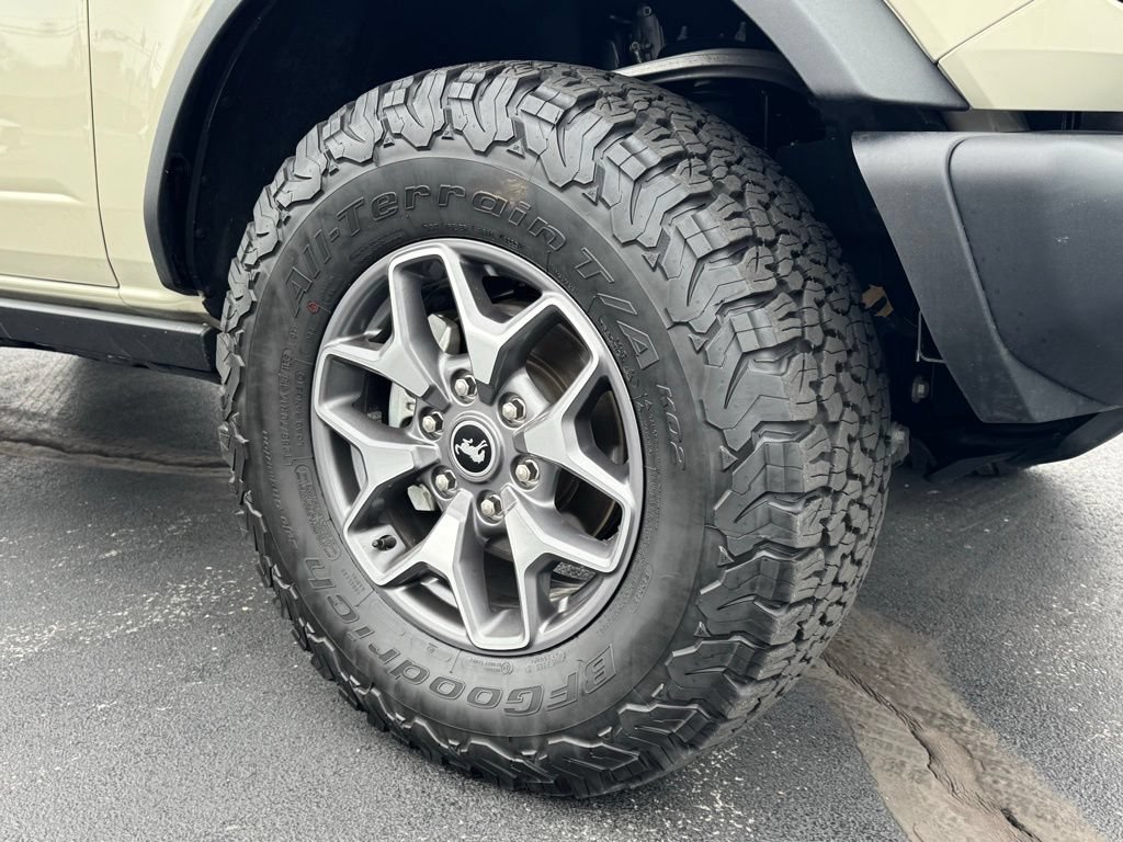 Certified 2025 Ford Bronco Badlands AWD/4WD image 23
