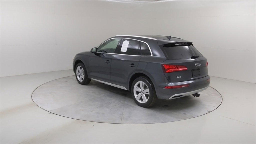 Used 2019 Audi Q5 Prestige w/ Prestige Package image 17