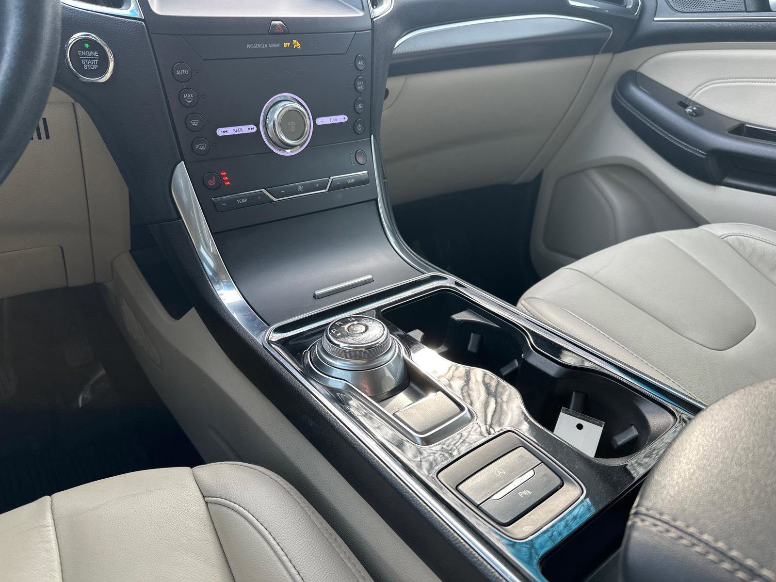 Certified 2020 Ford Edge Titanium image 20