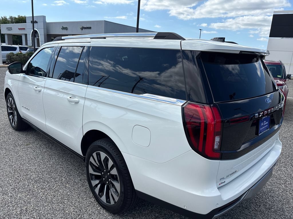 Certified 2025 Ford Expedition Max Platinum w/ Driver's Package AWD/4WD image 33