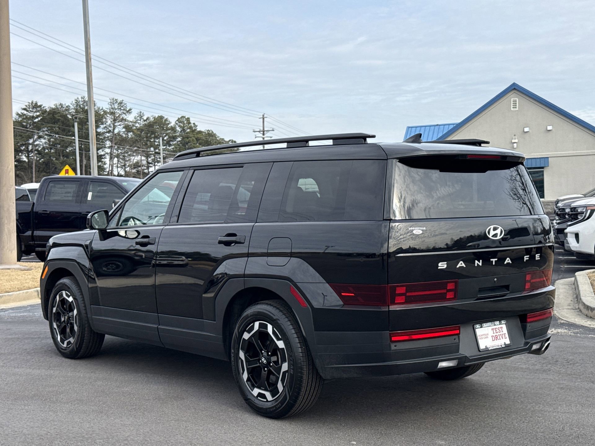 Used 2025 Hyundai Santa Fe SEL image 5