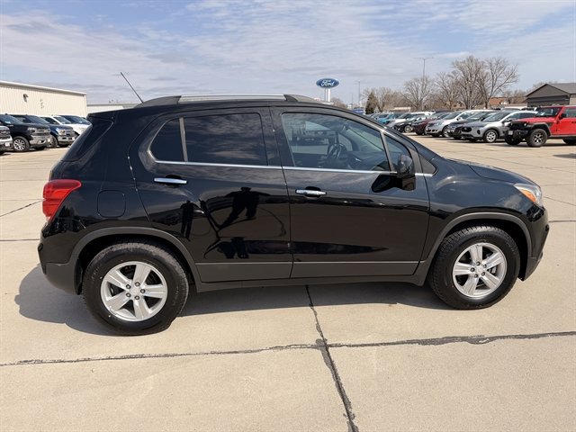 Used 2018 Chevrolet Trax LT w/ Driver Confidence Package image 6