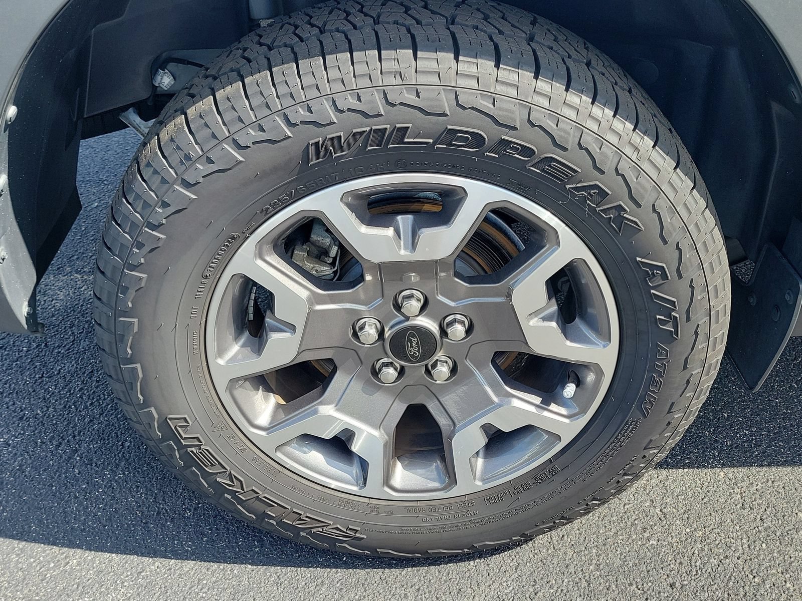 Certified 2024 Ford Maverick Lariat w/ 4K Tow Package AWD/4WD image 5