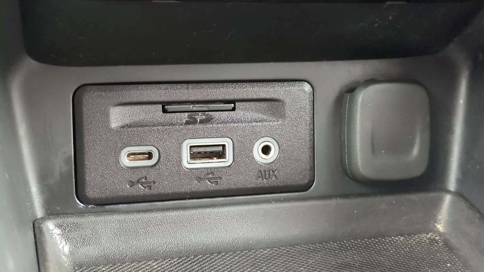 Used 2020 GMC Terrain SLT w/ Preferred Package image 35