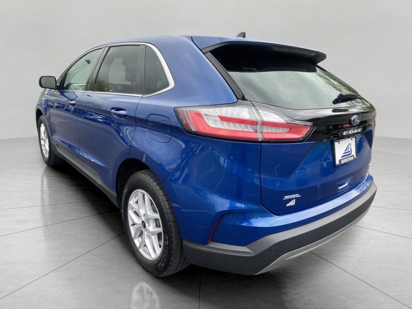 Certified 2023 Ford Edge SEL w/ Convenience Package AWD/4WD image 14