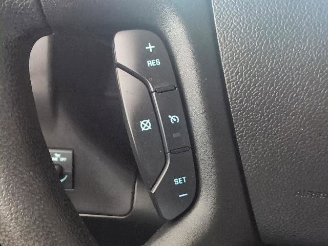 Used 2018 Chevrolet Express 2500 w/ Driver Convenience Package image 16