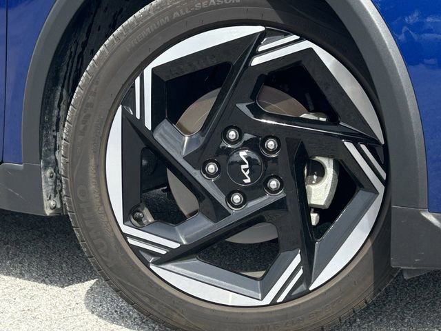 Used 2025 Kia K4 EX image 10