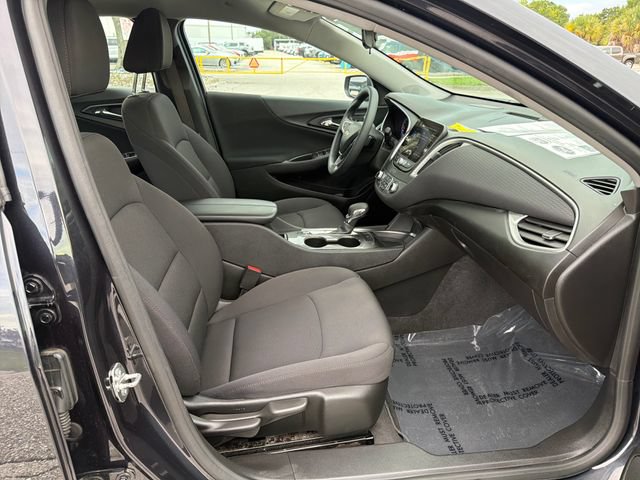 Used 2023 Chevrolet Malibu LT FWD image 11