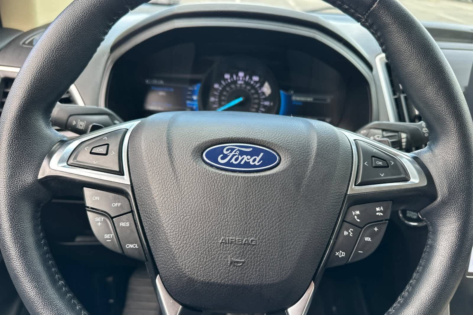 Certified 2024 Ford Edge SEL w/ Convenience Package AWD/4WD image 24