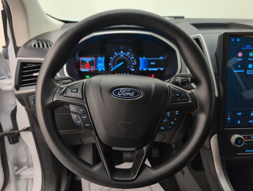 Certified 2021 Ford Edge SE image 32
