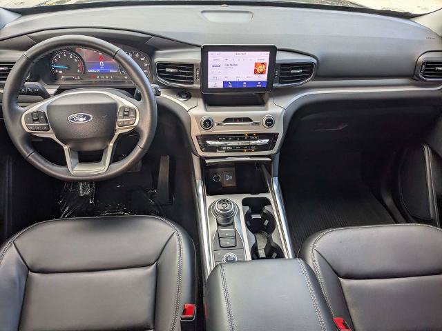 Certified 2024 Ford Explorer XLT w/ Equipment Group 202A AWD/4WD image 16