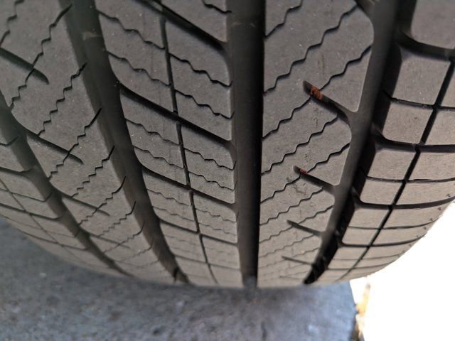 Certified 2019 Ford Explorer Limited w/ Ford Safe & Smart Package image 12