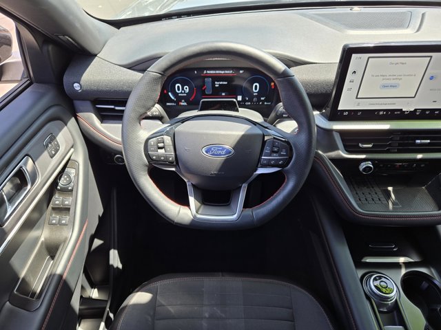 Certified 2025 Ford Explorer ST-Line w/ Premium Package AWD/4WD image 12