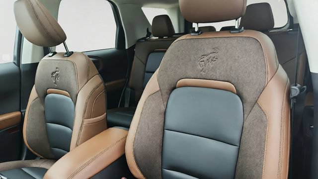 Certified 2025 Ford Bronco Sport Outer Banks w/ Outer Banks Tech Package+ AWD/4WD image 10