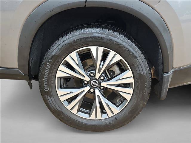 Used 2023 Nissan Rogue SV FWD image 23