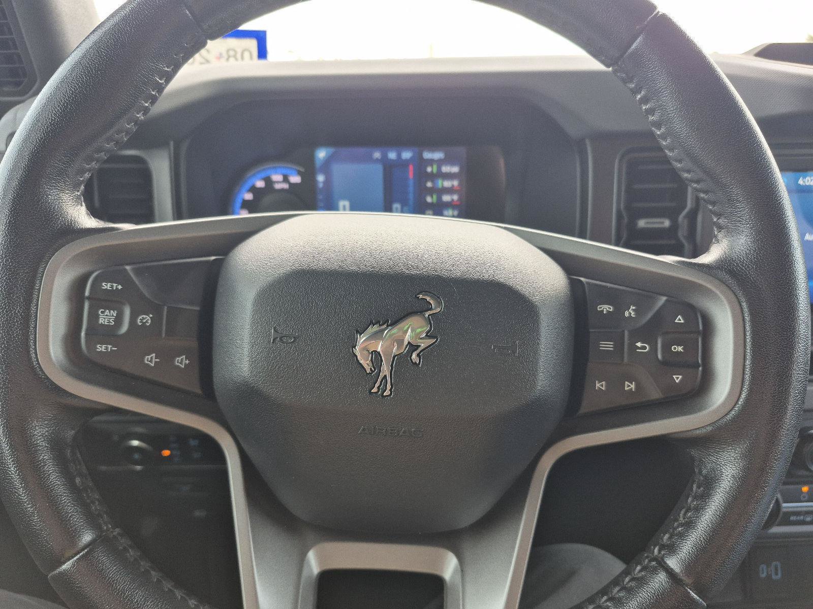 Certified 2023 Ford Bronco Big Bend w/ Sasquatch Package AWD/4WD image 8