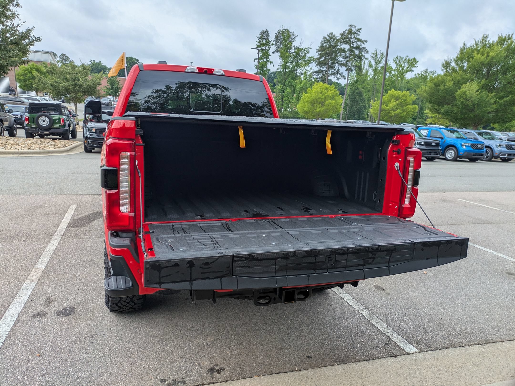 Certified 2025 Ford F250 XLT w/ Black Appearance Package AWD/4WD image 36