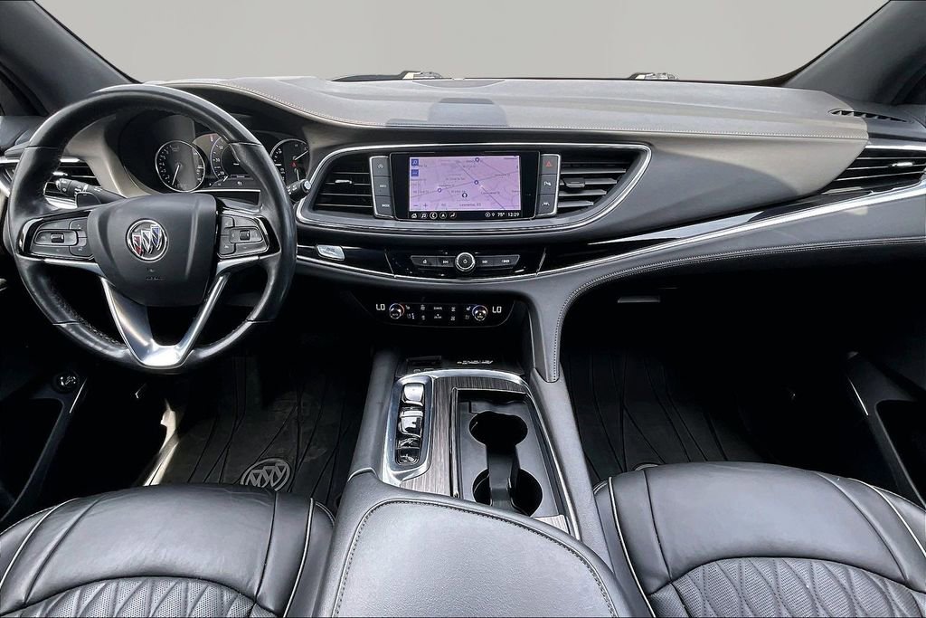 Used 2023 Buick Enclave Avenir w/ Avenir Technology Package AWD/4WD image 16