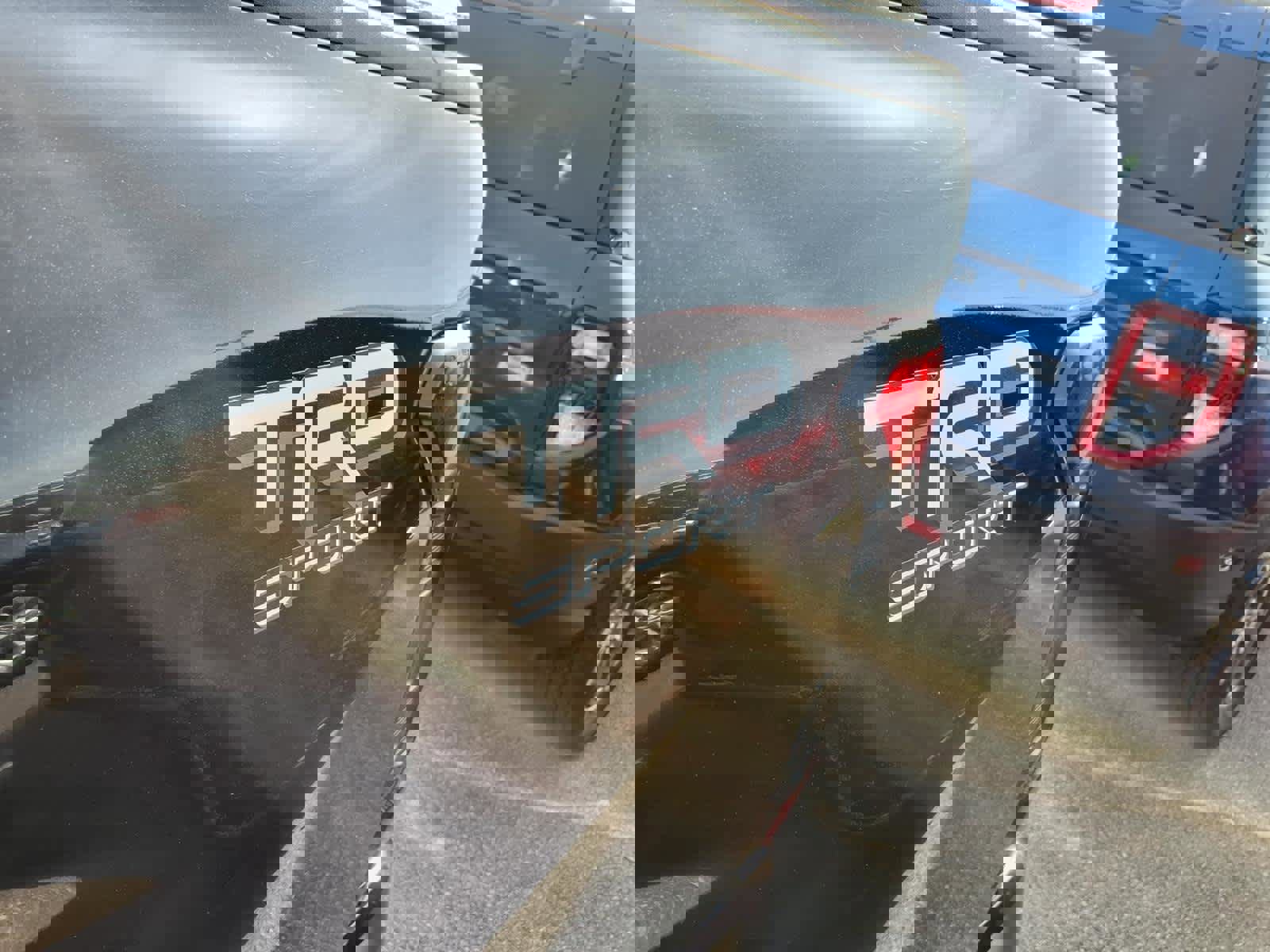 Used 2025 Toyota Tacoma TRD Sport w/ TRD Sport Premium Package image 24