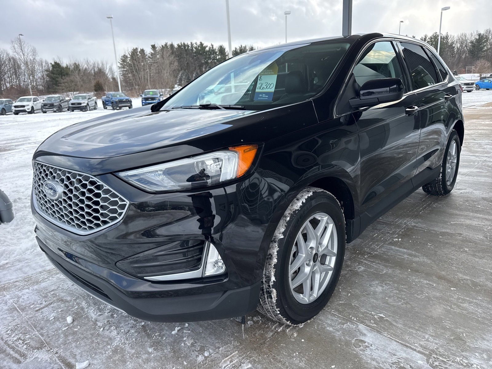 Certified 2024 Ford Edge SEL w/ Convenience Package image 10