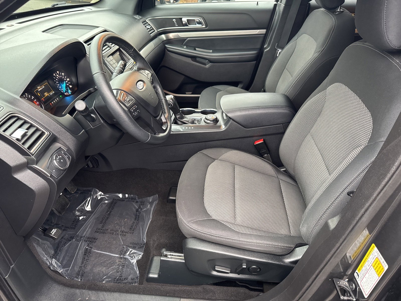 Certified 2019 Ford Explorer XLT image 40