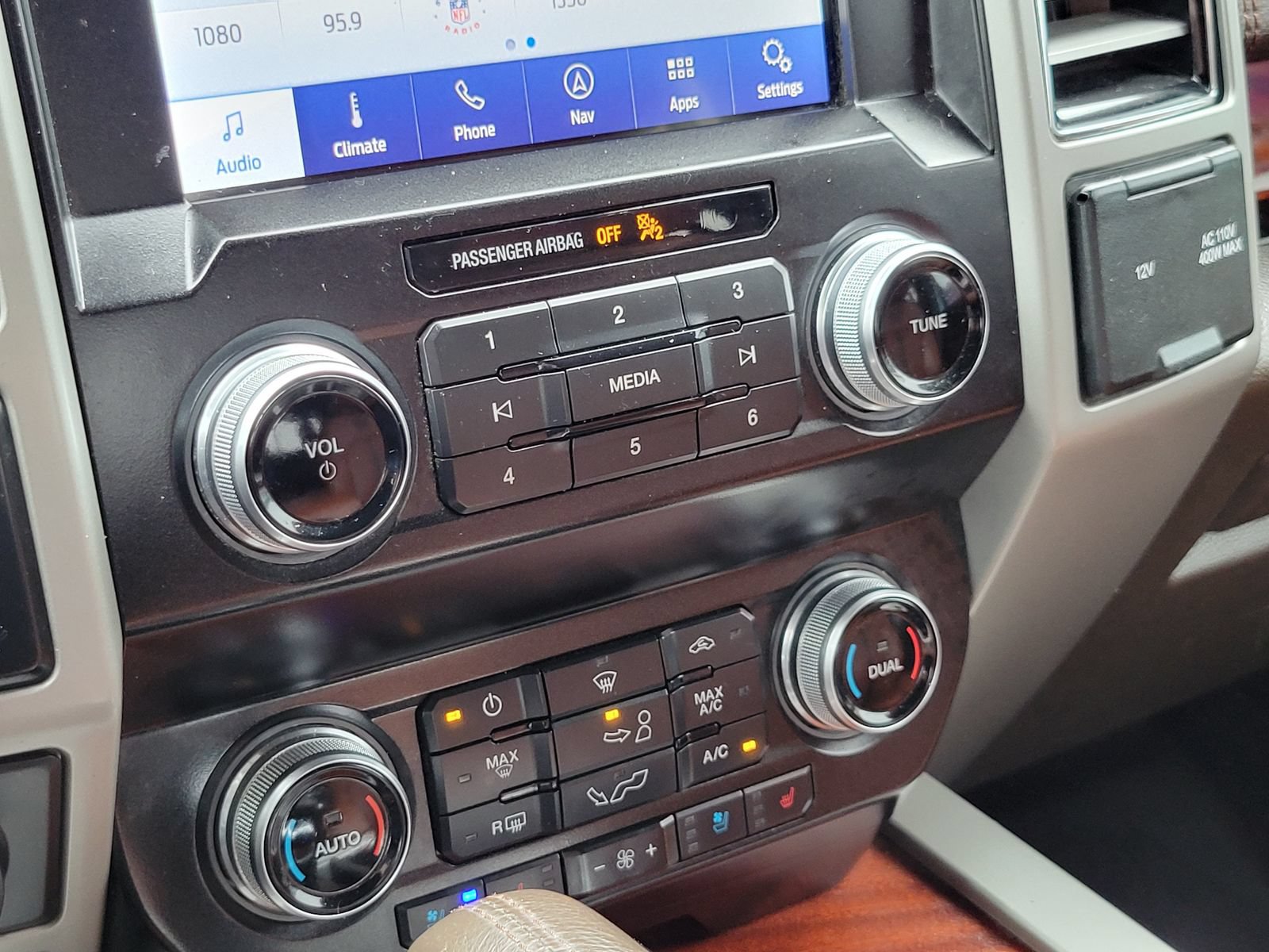 Certified 2020 Ford F150 King Ranch w/ Technology Package AWD/4WD image 18