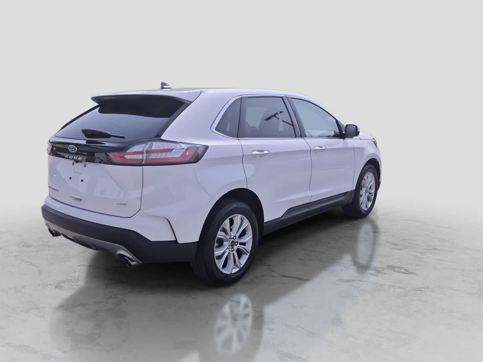 Certified 2024 Ford Edge Titanium AWD/4WD image 8