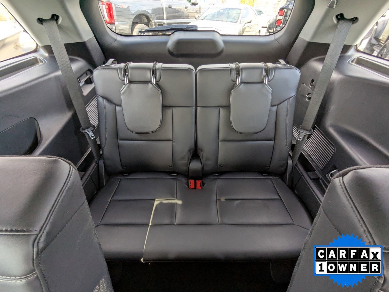 Certified 2022 Ford Explorer XLT w/ Equipment Group 202A image 17