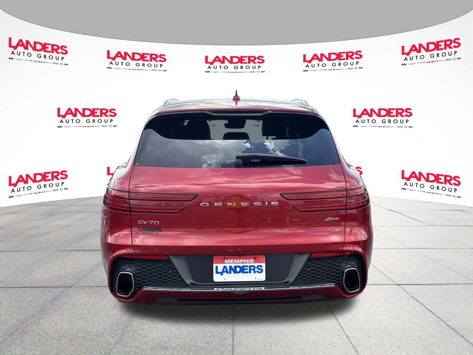 Used 2025 Genesis GV70 2.5T AWD/4WD image 4