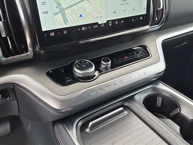 Certified 2025 Ford Expedition Max Platinum AWD/4WD image 12