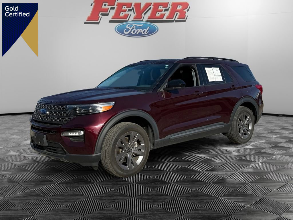 Certified 2022 Ford Explorer XLT w/ Equipment Group 202A image 1