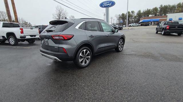 Certified 2023 Ford Escape Platinum w/ Premium Technology Package image 6