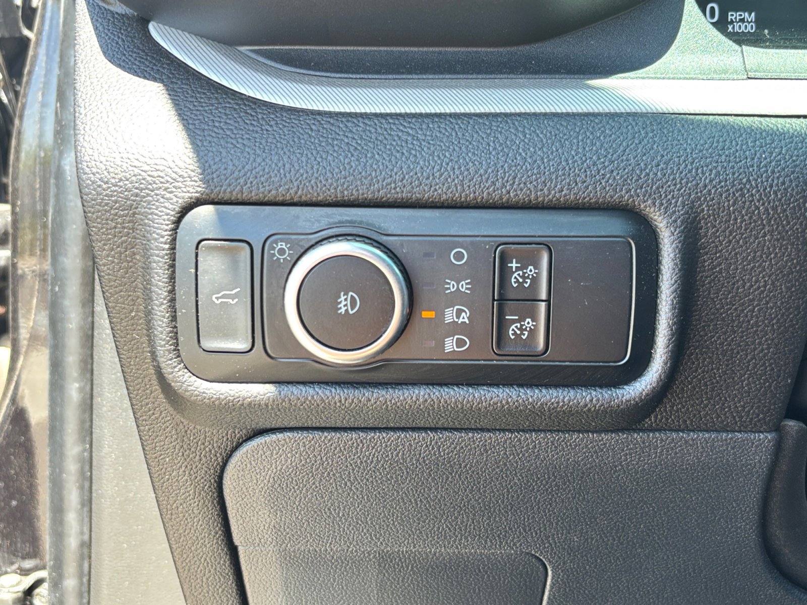 Certified 2023 Ford Explorer XLT w/ Equipment Group 202A image 14