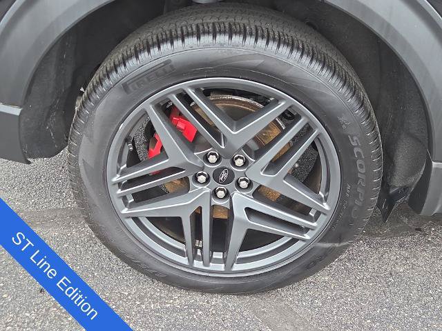 Certified 2025 Ford Explorer ST-Line w/ Premium Package AWD/4WD image 27