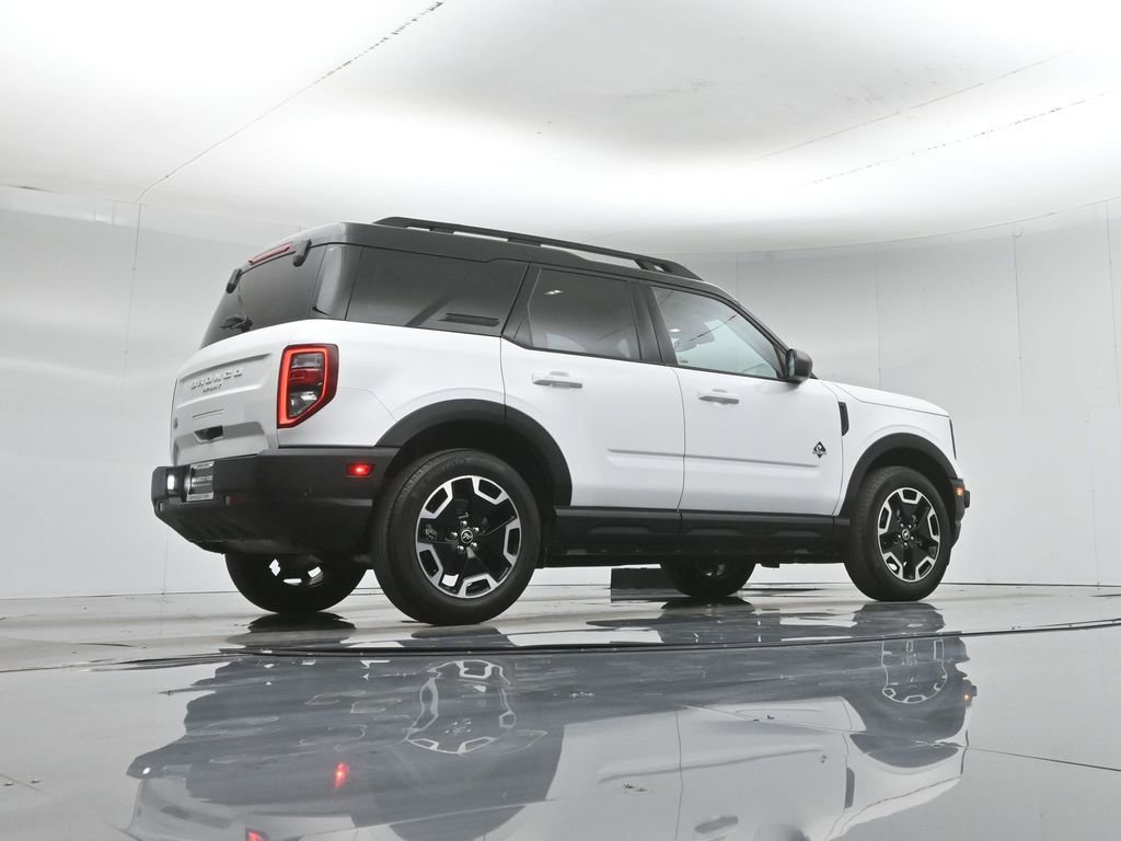 Certified 2024 Ford Bronco Sport Outer Banks w/ Tech Package AWD/4WD image 52