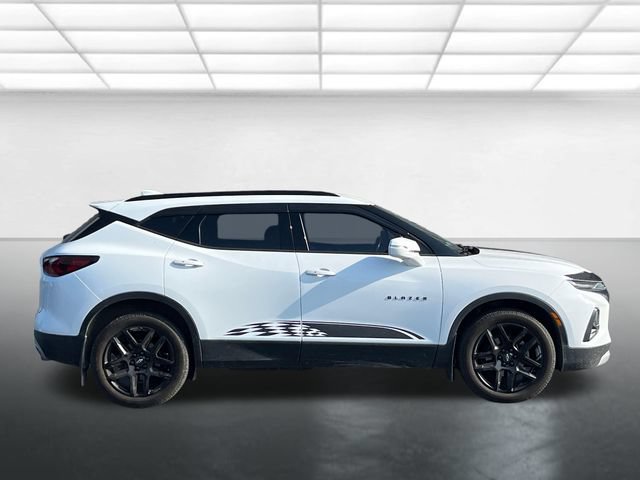 Used 2020 Chevrolet Blazer LT FWD image 3