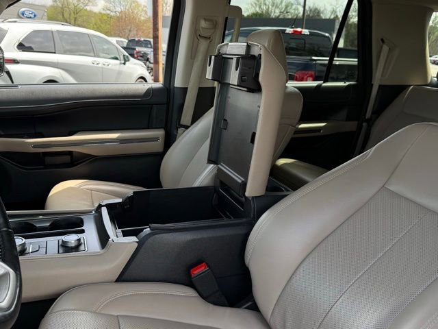 Certified 2023 Ford Expedition Max XLT image 30