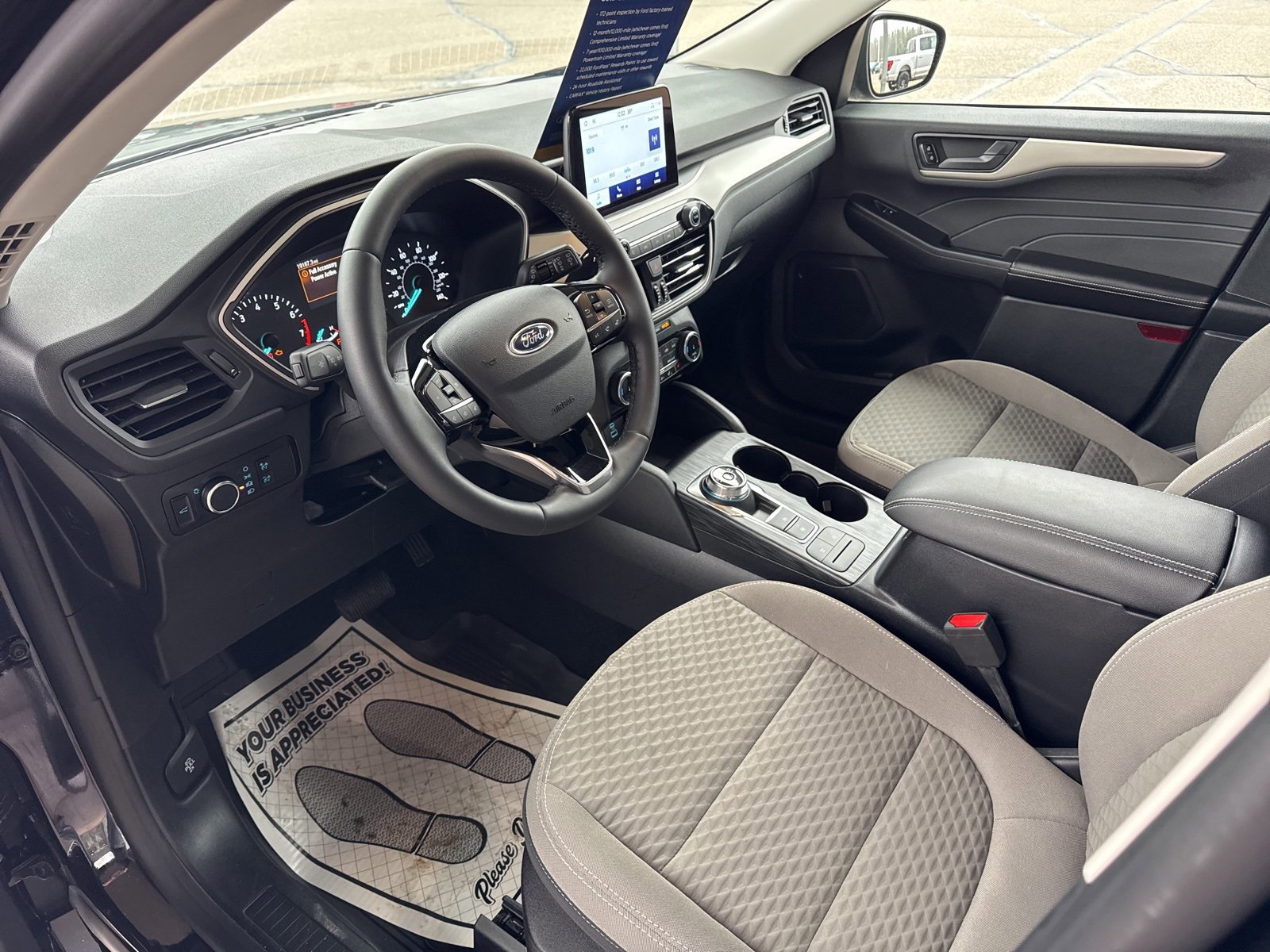 Certified 2022 Ford Escape SE w/ SE Sport Appearance Package image 19