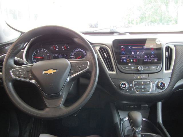 Used 2023 Chevrolet Malibu LT FWD image 5