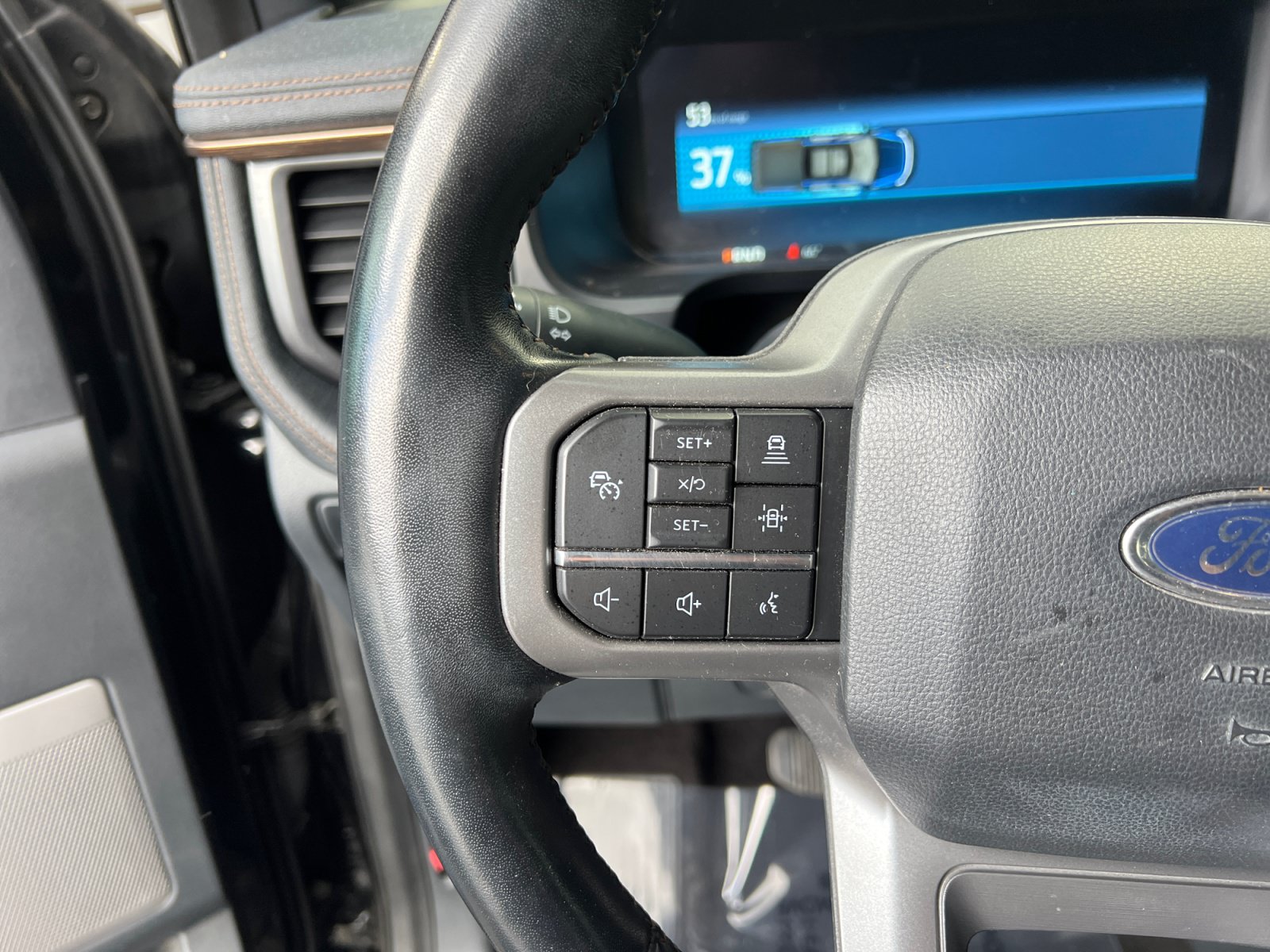 Certified 2022 Ford F150 Lightning Lariat w/ Tow Technology Package AWD/4WD image 12