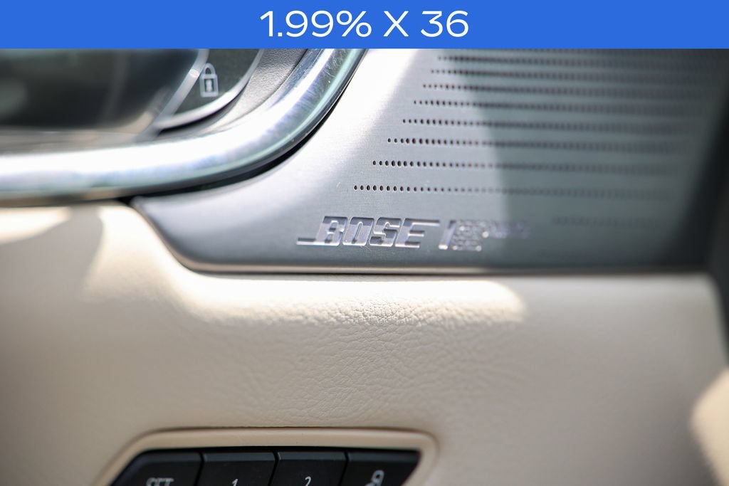 Used 2021 Cadillac XT5 Premium Luxury w/ LPO, Floor Liner Package AWD/4WD image 5