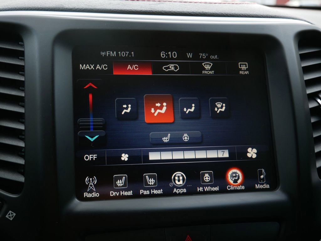 Used 2017 Jeep Cherokee Trailhawk w/ Cold Weather Group AWD/4WD image 26