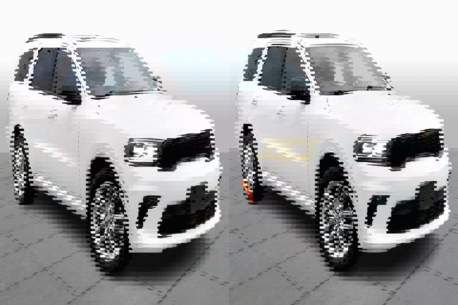 Used 2023 Dodge Durango GT image 2