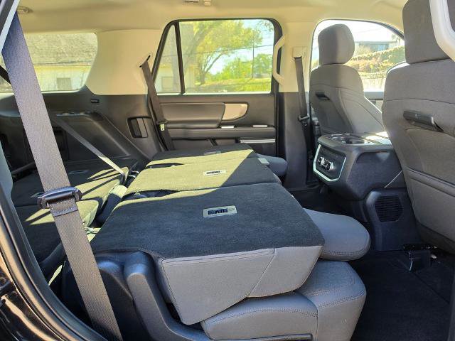 Certified 2025 Ford Expedition Active image 37