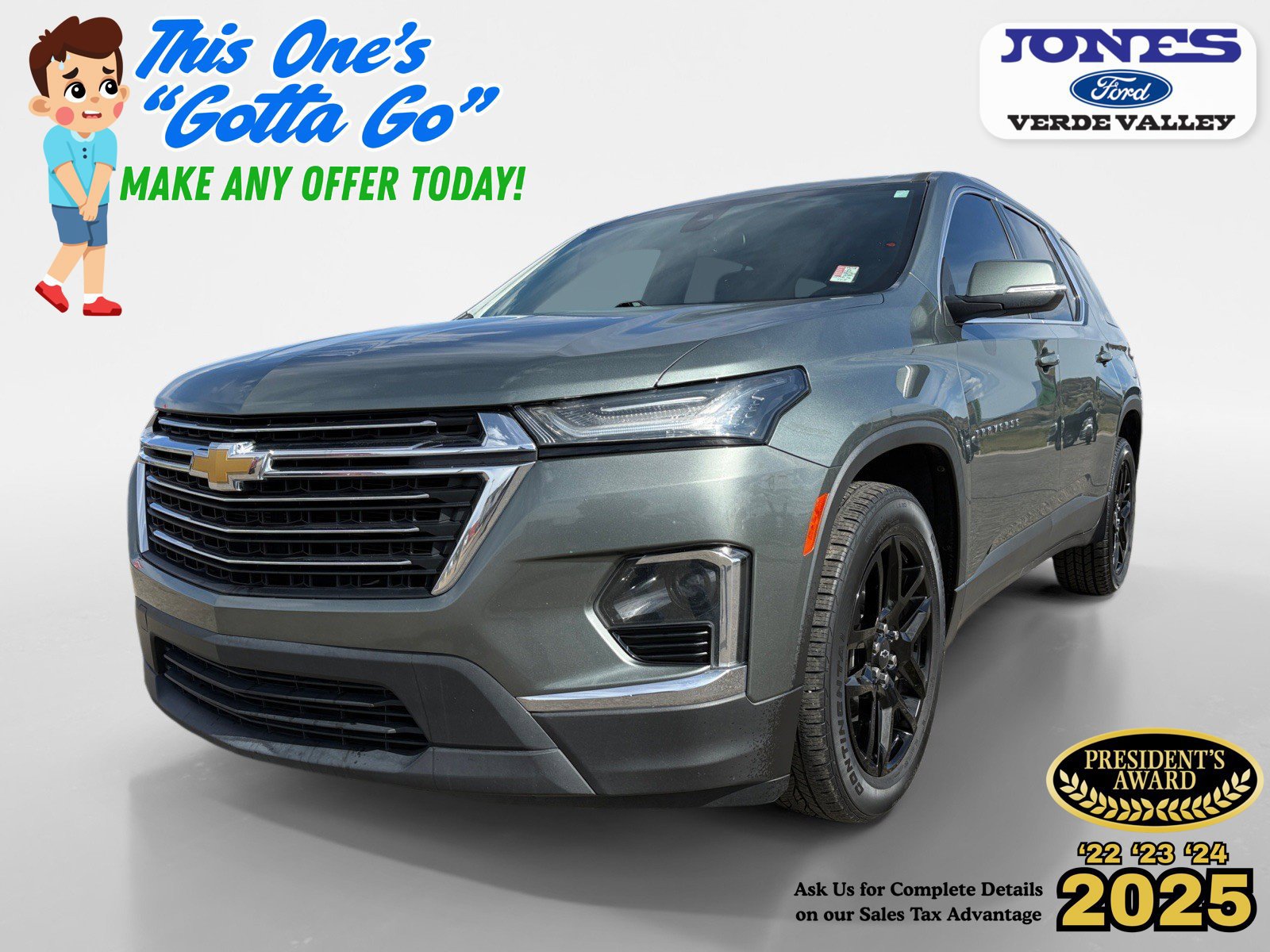Used 2023 Chevrolet Traverse LT