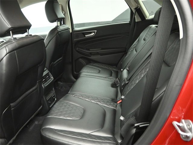 Certified 2024 Ford Edge Titanium image 39