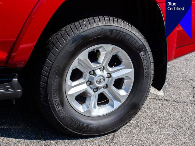 Used 2017 Toyota 4Runner SR5 Premium AWD/4WD image 6