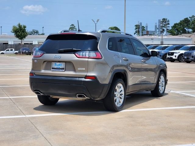 Used 2019 Jeep Cherokee Latitude w/ Popular Appearance Group FWD image 5