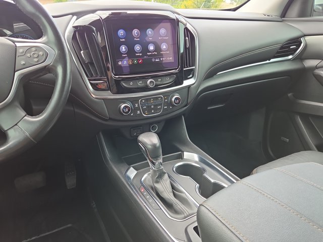 Used 2021 Chevrolet Traverse RS w/ LPO, Floor Liner Package FWD image 23