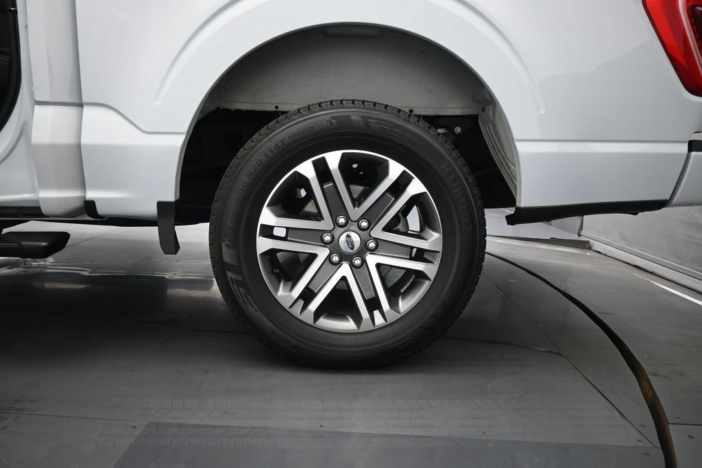 Certified 2021 Ford F150 XLT RWD image 18